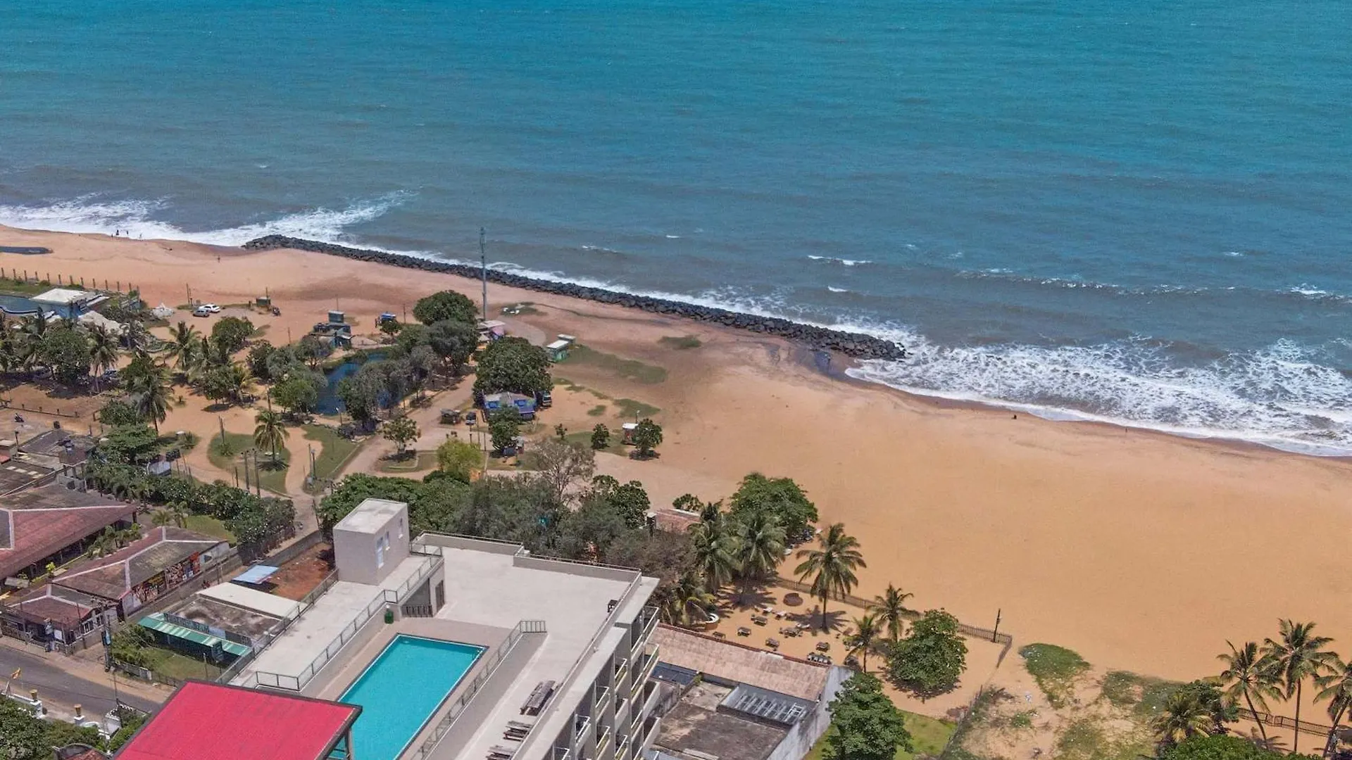 Negombo Ocean Breeze Apartments Sri Lanka