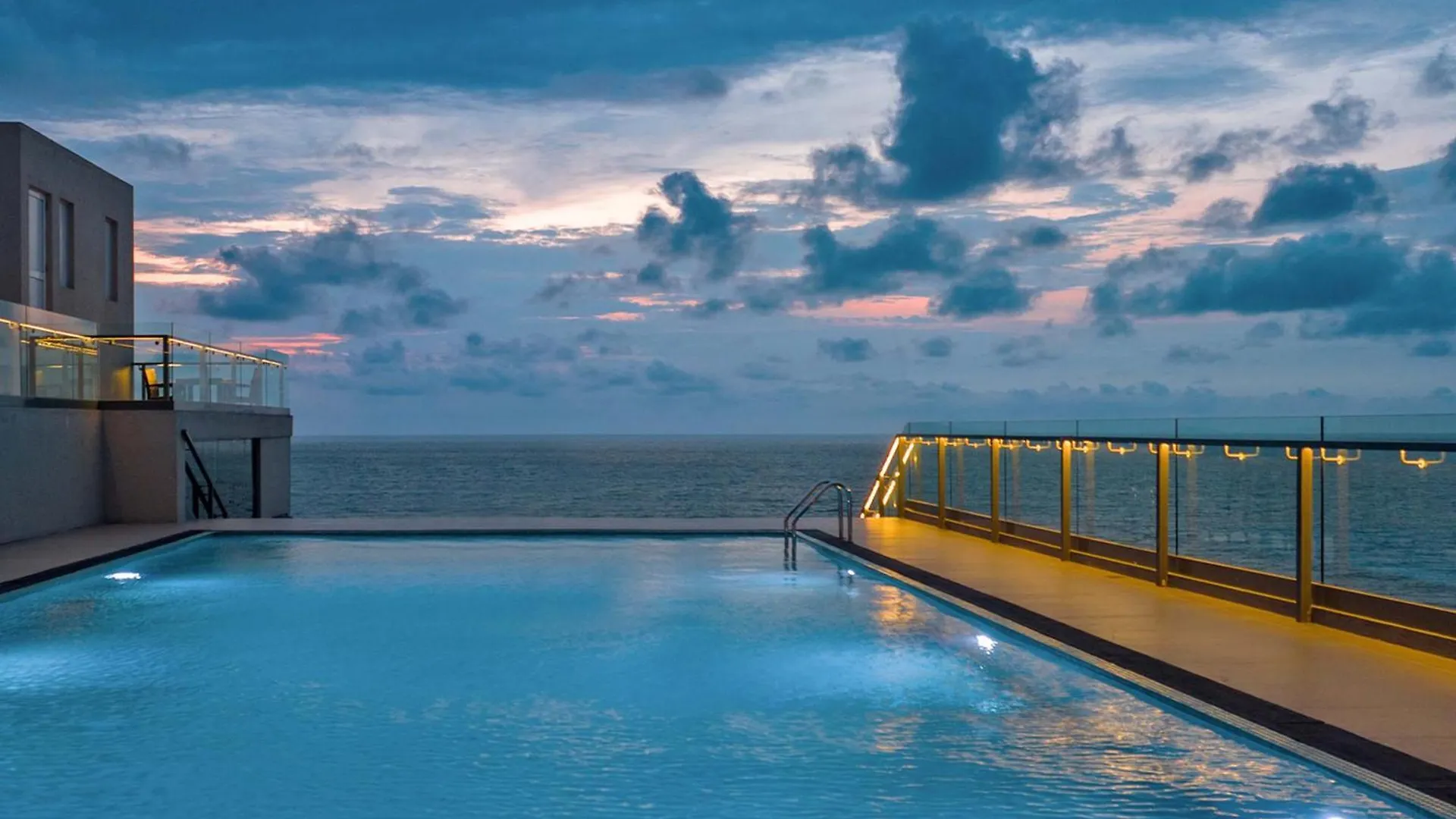 Negombo Ocean Breeze Apartments 0*,  Sri Lanka