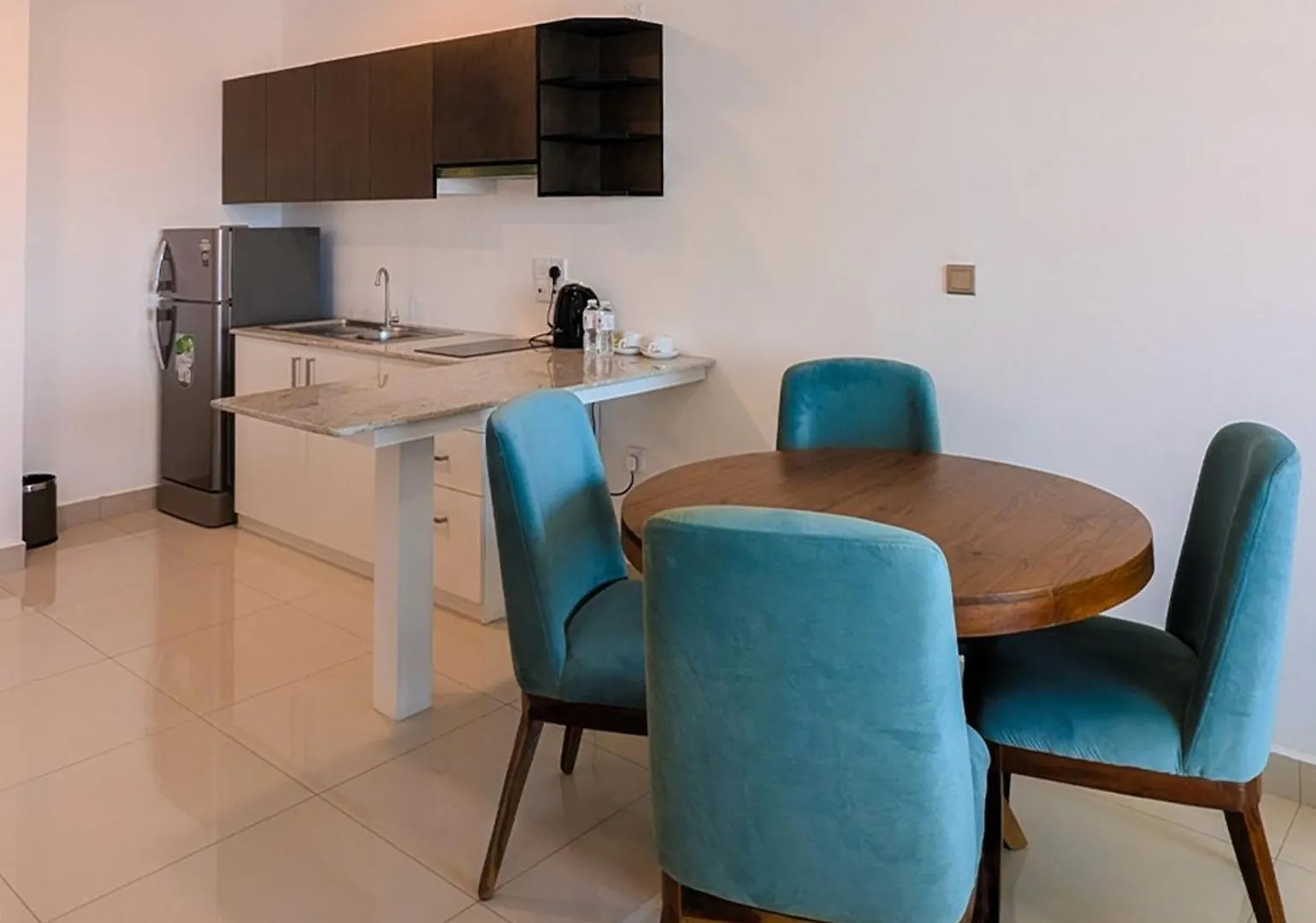 Negombo Ocean Breeze Apartments