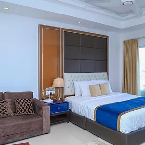 Ocean Breeze Apartment