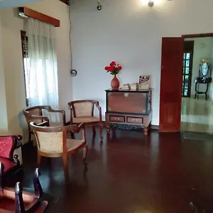 Lidwins 15 Minutes To The Airport Holiday home